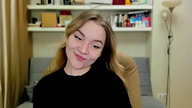 Kara_Smith_ from StripChat is Freechat