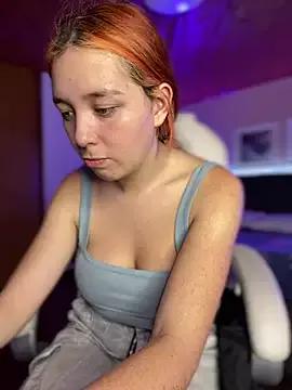 Check-out your craziest wishes with our pick of gaming cams models, featuring big knockers, round tails and tight twats.