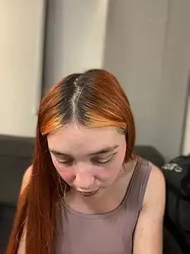 Photos of Karen18_boobs from StripChat is Freechat