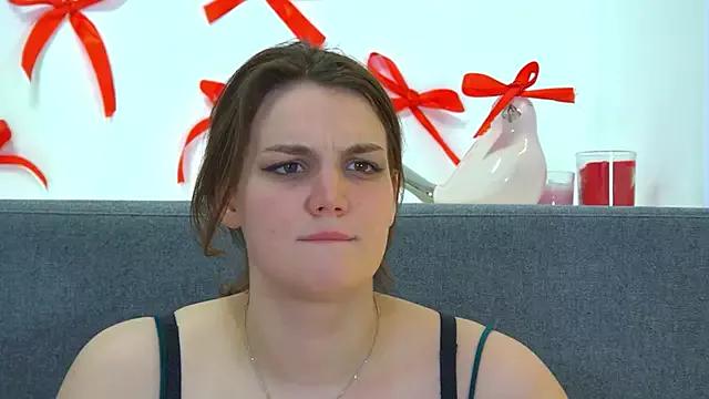 KarenClarks from StripChat is Freechat