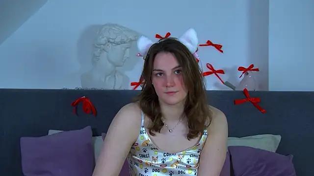 KarenClarks from StripChat is Freechat