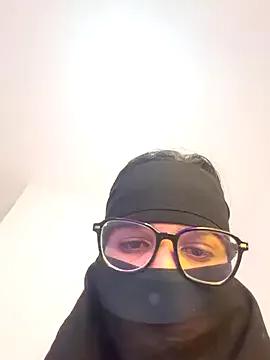 karimen20 from StripChat is Freechat