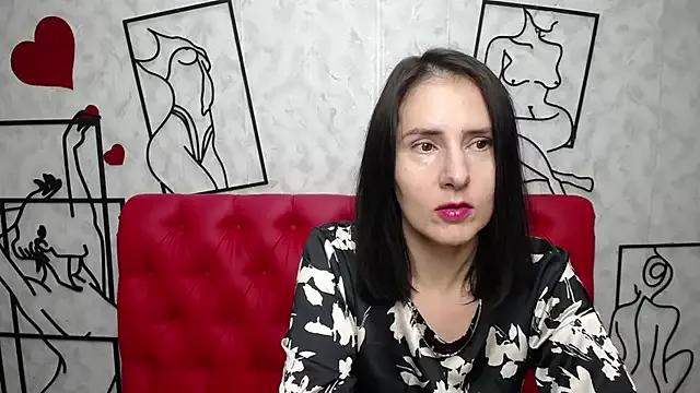 Photos of KarinaSwann from StripChat is Freechat