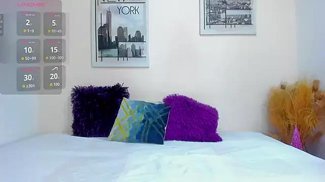 karol_bustamante from StripChat is Freechat