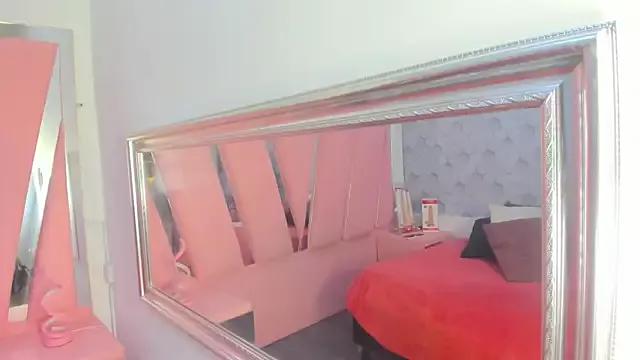 karol_eboony1 from StripChat is Freechat