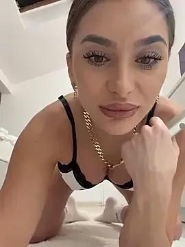 Check-out your craziest wishes with our pick of gaming cams models, featuring big knockers, round tails and tight twats.