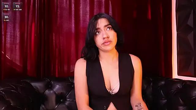 Check-out your craziest wishes with our pick of gaming cams models, featuring big knockers, round tails and tight twats.