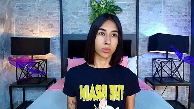 kassie_collings from StripChat is Freechat