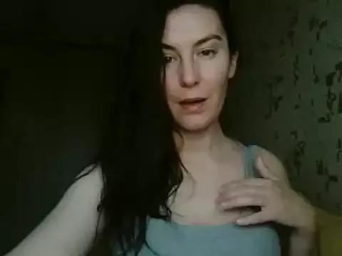 KatalinaQE from StripChat is Freechat
