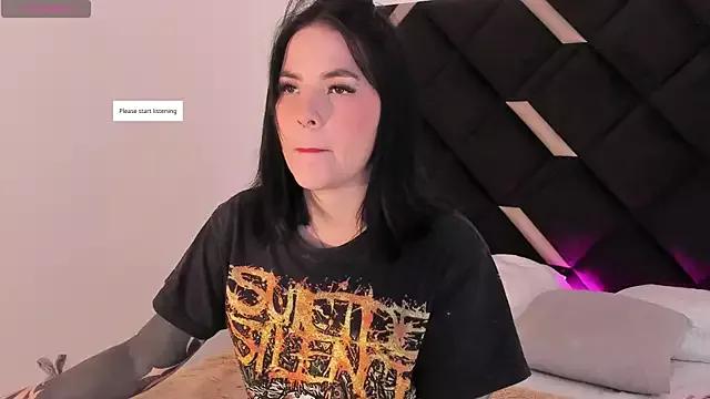 Check-out your craziest wishes with our pick of gaming cams models, featuring big knockers, round tails and tight twats.