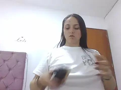 Check-out your craziest wishes with our pick of gaming cams models, featuring big knockers, round tails and tight twats.