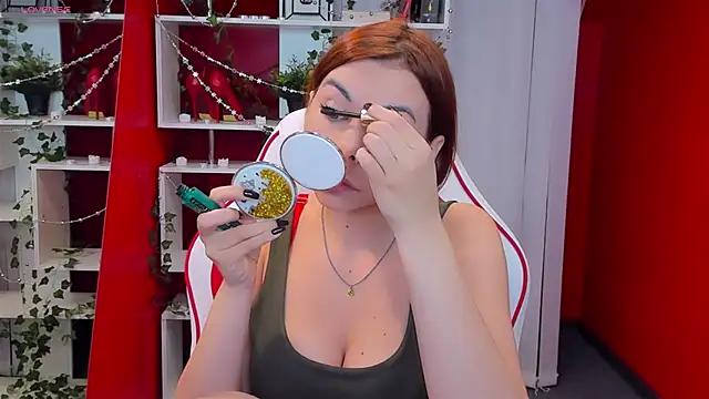 Check-out your craziest wishes with our pick of gaming cams models, featuring big knockers, round tails and tight twats.