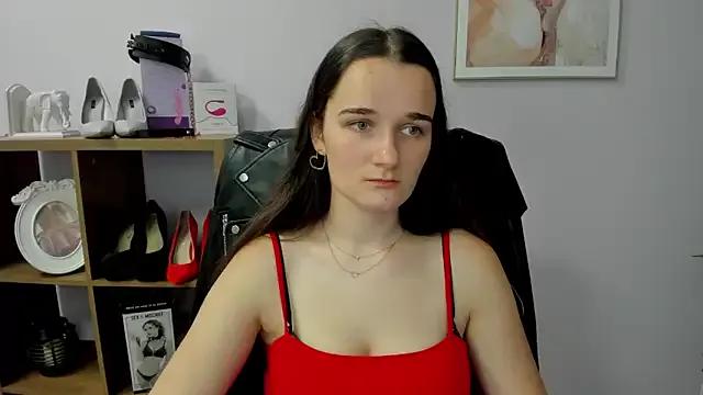 Check-out your craziest wishes with our pick of gaming cams models, featuring big knockers, round tails and tight twats.