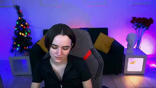 KateWillows from StripChat is Freechat