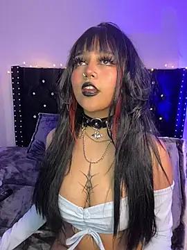 Check-out your craziest wishes with our pick of gaming cams models, featuring big knockers, round tails and tight twats.