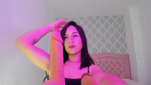 katie_kour from StripChat is Freechat