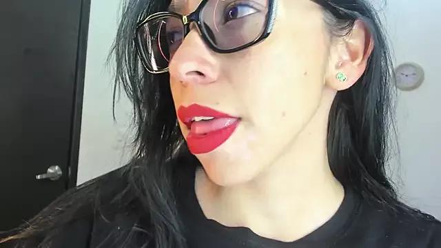 Katty_mouth from StripChat is Freechat