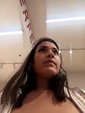 Katy_lua from StripChat is Freechat