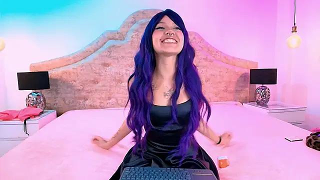 Check-out your craziest wishes with our pick of gaming cams models, featuring big knockers, round tails and tight twats.