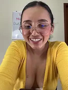 Kay_LustyWife from StripChat is Freechat