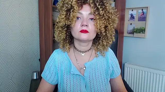 KayaMagic from StripChat is Freechat