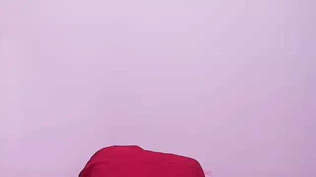 kendal_rossi from StripChat is Freechat
