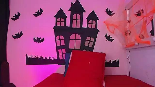 Check-out your craziest wishes with our pick of gaming cams models, featuring big knockers, round tails and tight twats.