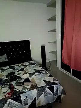 keylafisher_ from StripChat is Freechat