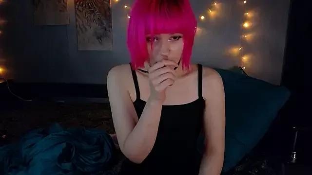 Check-out your craziest wishes with our pick of gaming cams models, featuring big knockers, round tails and tight twats.