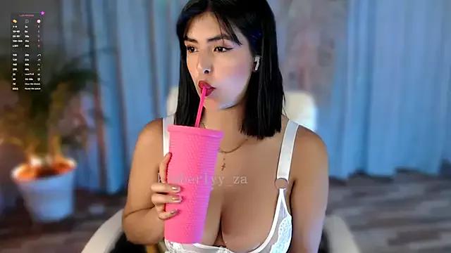 kim_zaratte from StripChat is Freechat