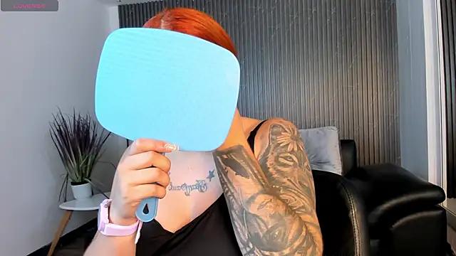 Check-out your craziest wishes with our pick of gaming cams models, featuring big knockers, round tails and tight twats.