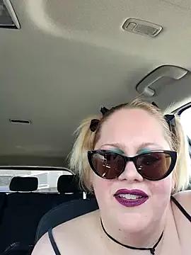 Kinky_Witch from StripChat is Freechat