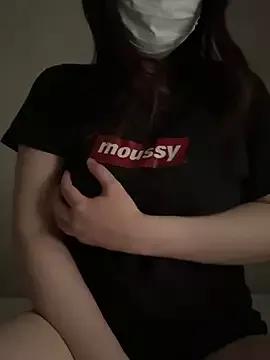 Photos of KIra-love2 from StripChat is Freechat