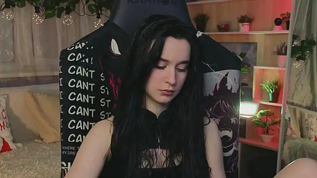Check-out your craziest wishes with our pick of gaming cams models, featuring big knockers, round tails and tight twats.