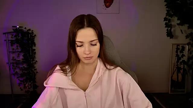 Check-out your craziest wishes with our pick of gaming cams models, featuring big knockers, round tails and tight twats.