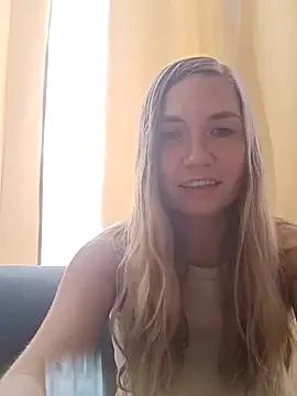 KisaVixen from StripChat is Freechat