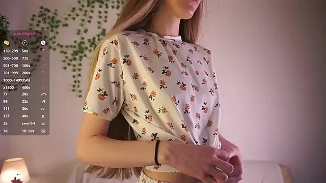 KissyCloud from StripChat is Freechat