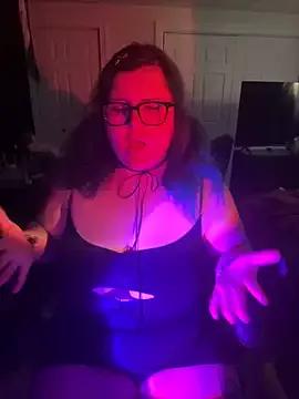 kitkitty420 from StripChat is Freechat