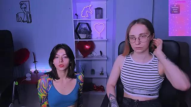 Check-out your craziest wishes with our pick of gaming cams models, featuring big knockers, round tails and tight twats.