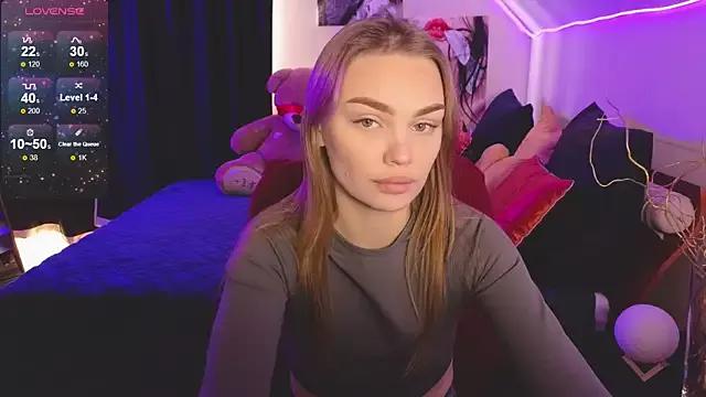 KitsyMoore from StripChat is Freechat
