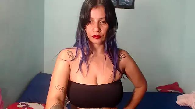 Check-out your craziest wishes with our pick of gaming cams models, featuring big knockers, round tails and tight twats.