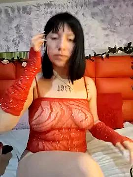 Check-out your craziest wishes with our pick of gaming cams models, featuring big knockers, round tails and tight twats.