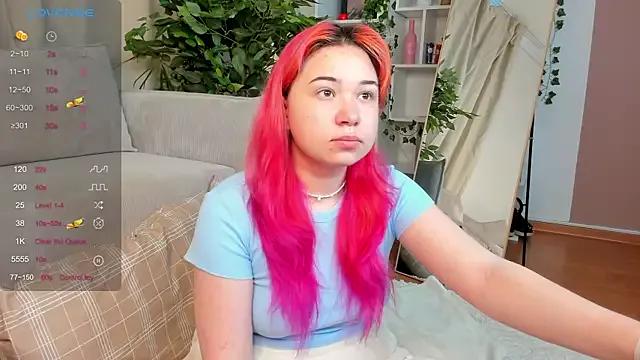 Klee_Vibe from StripChat is Freechat