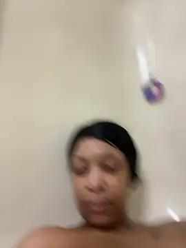 KLoveeee from StripChat is Freechat