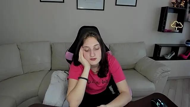 KommuneliFoxi from StripChat