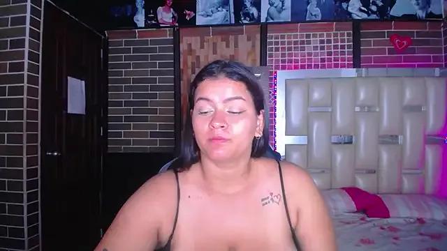 kriss_sweetboobs10 from StripChat is Freechat