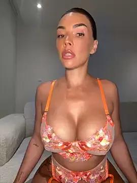 Check-out your craziest wishes with our pick of gaming cams models, featuring big knockers, round tails and tight twats.