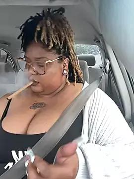 kweenxkarma from StripChat