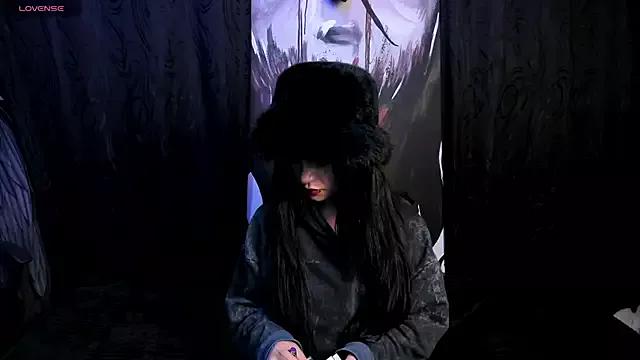 Check-out your craziest wishes with our pick of gaming cams models, featuring big knockers, round tails and tight twats.