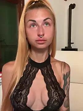 Check-out your craziest wishes with our pick of gaming cams models, featuring big knockers, round tails and tight twats.